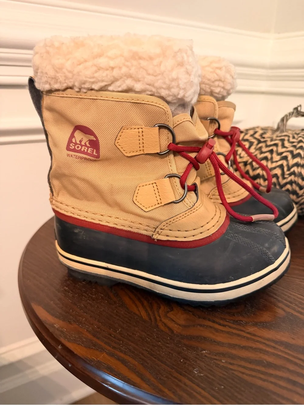 Sorel Yoot Pac Insulated Waterproof Winter Snow Boots Tan and Crimson Kids Sz 13